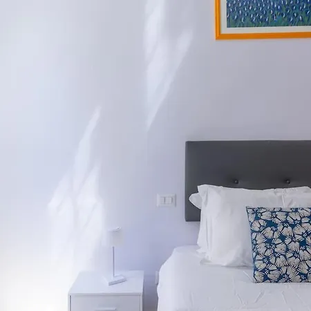 La Casa Dei Balocchi - 200 M Dalla Metro Bologna Apartment *