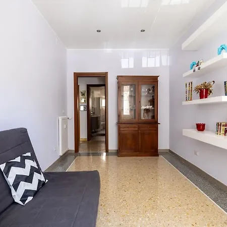 La Casa Dei Balocchi - 200 M Dalla Metro Bologna Apartment Rome