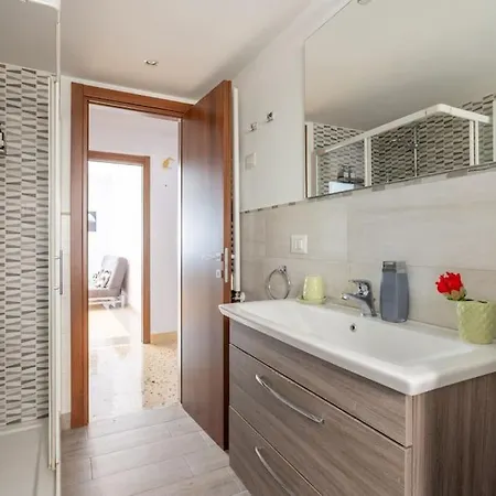 La Casa Dei Balocchi - 200 M Dalla Metro Bologna