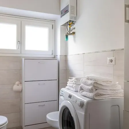 La Casa Dei Balocchi - 200 M Dalla Metro Bologna