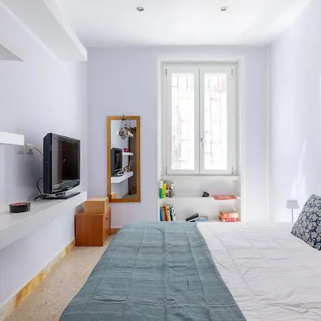 La Casa Dei Balocchi - 200 M Dalla Metro Bologna Apartment Rome